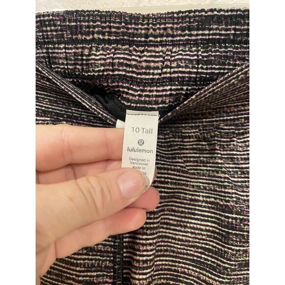 Lululemon Shorts Womens 10 Tall Black White Stripe Tracker Athletic Running - Picture 3 of 5